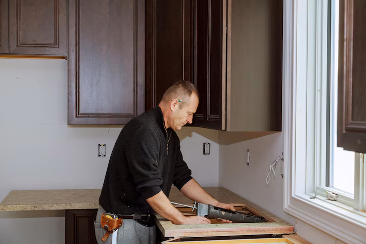 side-view-man-working-home_1048944-30795250